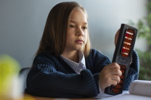 Quelle est la différence entre dyscalculie et dyslexie ?