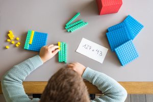 Outils et technologies pour la dyscalculie : quand le numérique aide à comprendre les chiffres